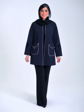 مانتو سورمه ای با گلدوزی طرح مزرعه